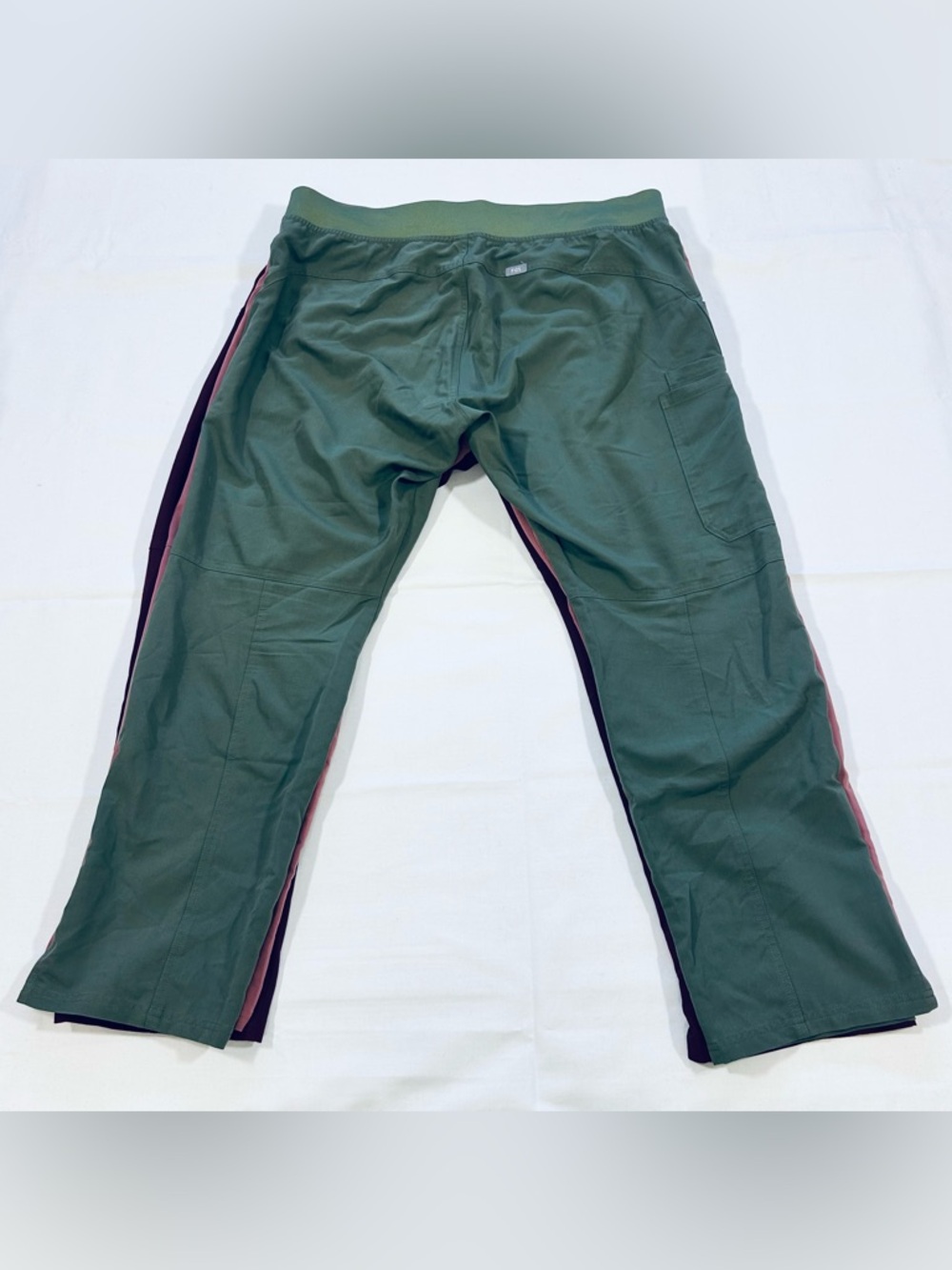 3 Figs Women’s XL Kade Cargo Scrub Pants Nurse Pink Green Maroon Straight Leg - Picture 4 of 6